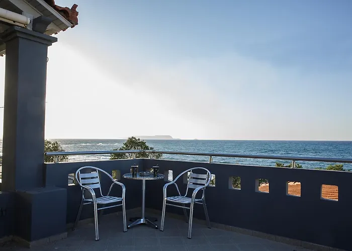 Irene Beach Apartments